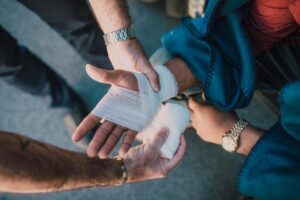 When to Consider Filing a Personal Injury Lawsuit